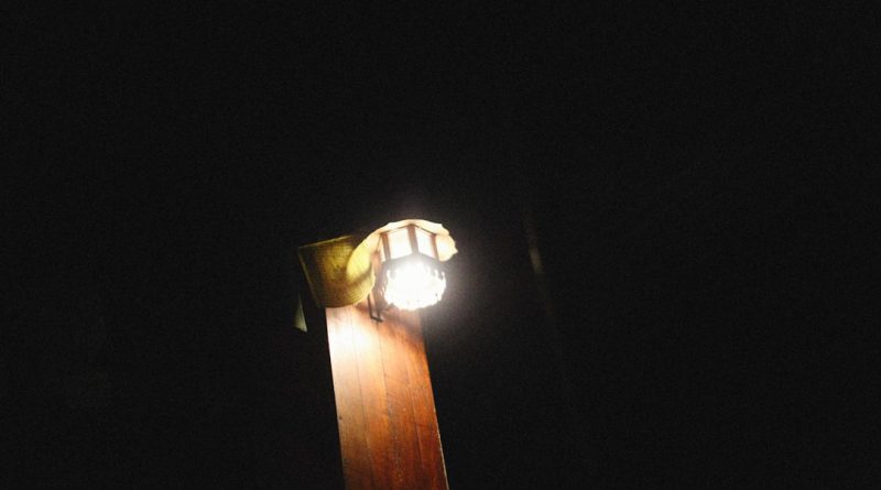 Photo rattan pendant light